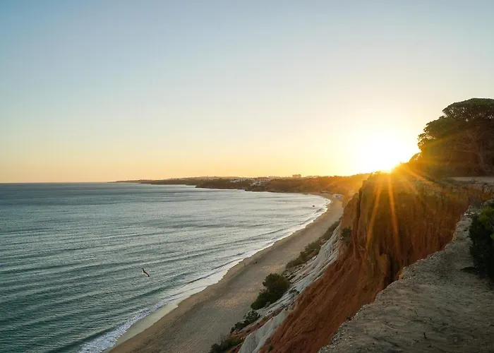 Falesia Cliff Apartment By The Portuguese Butler